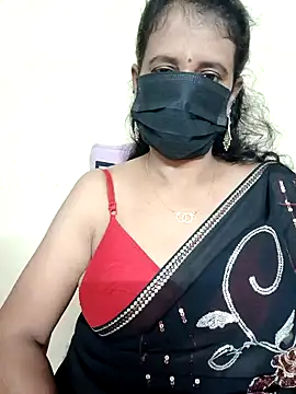 Snapshot of akshara_22 chatting on 12/30/24, 01:25 akshara 22 online show from 12/30/24, 01:25