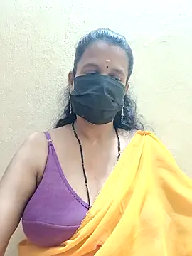 Snapshot of akshara_22 chatting on 03/05/25, 04:13 akshara 22 online show from 03/05/25, 04:13