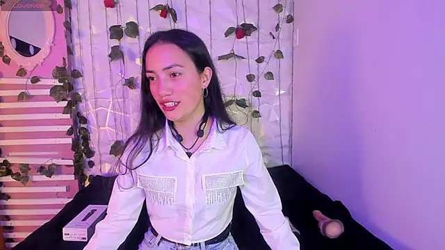 Snapshot of Scarlett__Fox__ chatting on 02/01/25, 07:23 Scarlett  Fox   online show from 02/01/25, 07:23