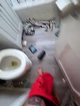 Snapshot of fundick132 chatting on 11/17/25, 06:14 fundick132 online show from 11/17/25, 06:14