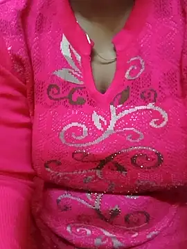 Snapshot of Anamika_Kapoor chatting on 11/24/25, 12:49 Anamika Kapoor online show from 11/24/25, 12:49