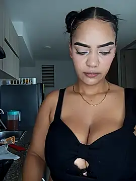 Sara-77 online show from 11/11/25, 03:01