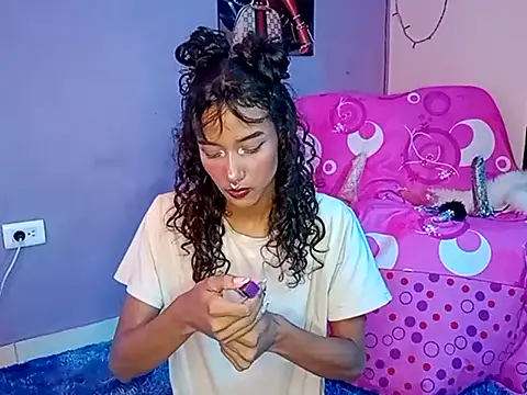 Snapshot of Chelsea__2 chatting on 02/21/25, 10:48 Chelsea 2 online show from 02/21/25, 10:48