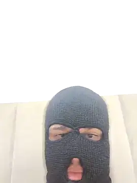 Snapshot of erickcpk1 chatting on 09/09/25, 03:22 erickcpk1 online show from 09/09/25, 03:22