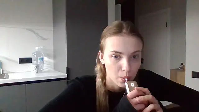 Snapshot of Sweety_Nika chatting on 03/22/25, 02:05 Sweety Nika online show from 03/22/25, 02:05