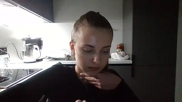 Snapshot of Sweety_Nika chatting on 09/17/25, 09:27 Sweety Nika online show from 09/17/25, 09:27