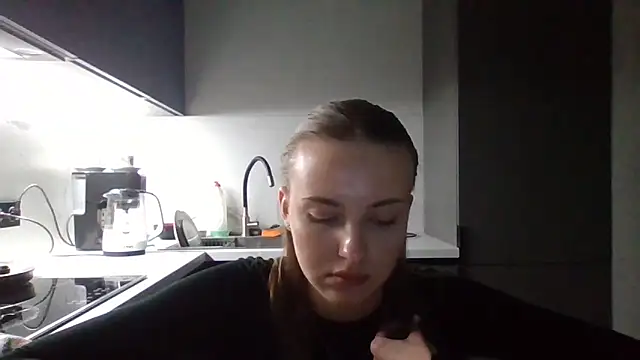 Snapshot of Sweety_Nika chatting on 09/25/25, 08:23 Sweety Nika online show from 09/25/25, 08:23