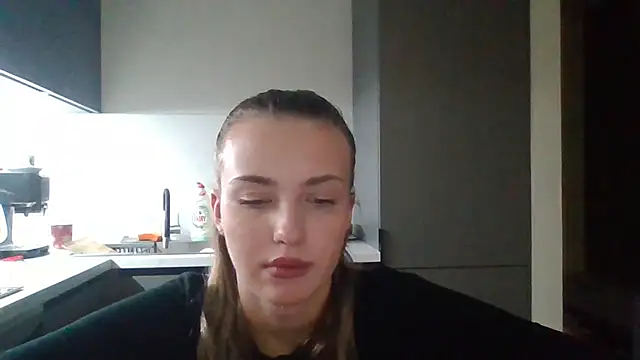 Snapshot of Sweety_Nika chatting on 10/02/25, 05:53 Sweety Nika online show from 10/02/25, 05:53
