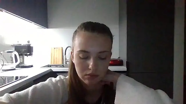 Snapshot of Sweety_Nika chatting on 10/11/25, 07:34 Sweety Nika online show from 10/11/25, 07:34
