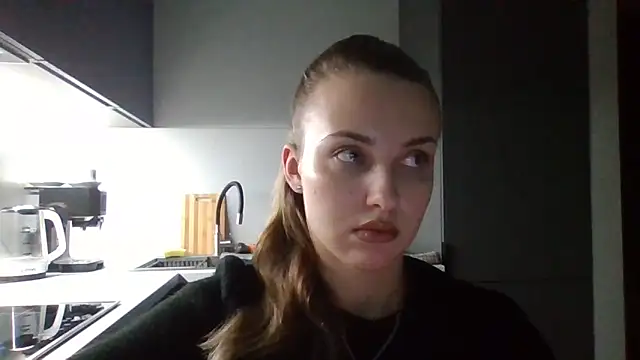 Snapshot of Sweety_Nika chatting on 10/22/25, 07:02 Sweety Nika online show from 10/22/25, 07:02
