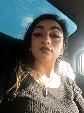 Lila Desiree online show from 12/01/25, 02:00