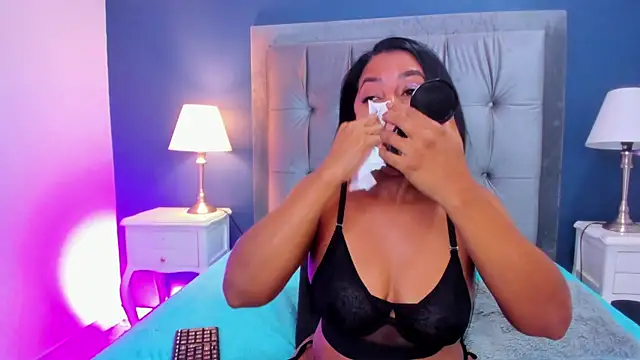 Kamila-Kane online show from 03/08/25, 02:01