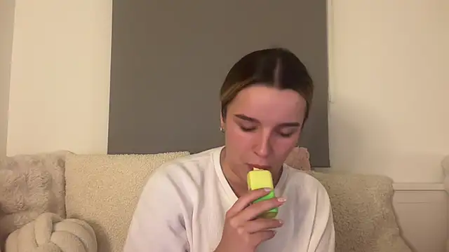maisiesmithx online show from 07/13/26, 10:45