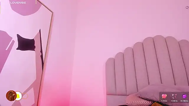 Snapshot of Nikki_Angel_ chatting on 02/22/26, 06:50 Nikki Angel online show from 02/22/26, 06:50