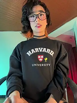 Snapshot of sue___0 chatting on 10/26/25, 06:41 sue 0 online show from 10/26/25, 06:41