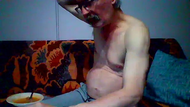 loverboyxxx69 online show from 04/24/26, 06:54