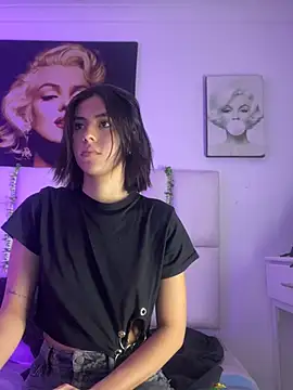 Antonella Fontanna online show from 03/22/25, 04:03