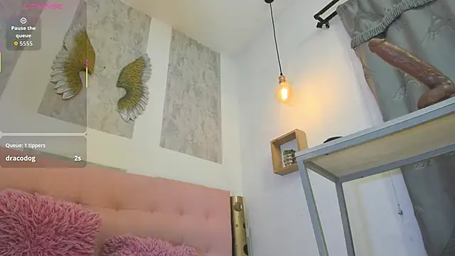 zhamira 21 online show from 10/05/25, 10:07