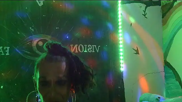 Snapshot of Lobaveterana_sex chatting on 02/02/25, 05:32 Lobaveterana sex online show from 02/02/25, 05:32