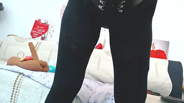 Snapshot of ForeverBarbie_ chatting on 03/23/25, 05:43 ForeverBarbie  online show from 03/23/25, 05:43