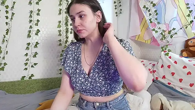 Snapshot of Mila_starx chatting on 01/07/25, 06:05 Mila starx online show from 01/07/25, 06:05