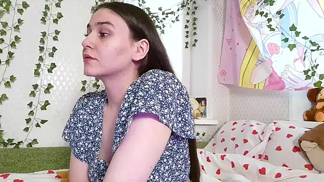 Snapshot of Mila_starx chatting on 02/15/25, 04:47 Mila starx online show from 02/15/25, 04:47