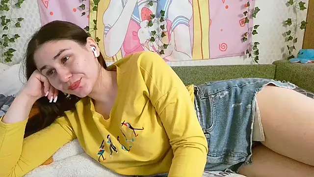 Snapshot of Mila_starx chatting on 03/08/25, 08:00 Mila starx online show from 03/08/25, 08:00