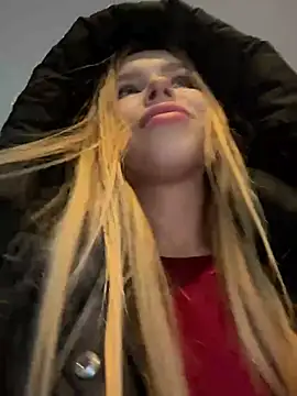 mur girl online show from 12/26/24, 02:27