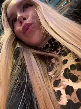 mur girl online show from 01/08/25, 01:52