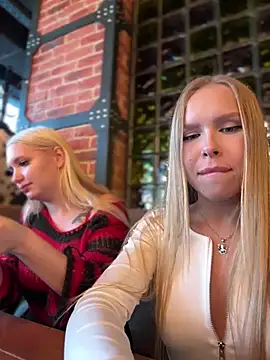 mur girl online show from 01/18/25, 12:47