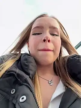 mur girl online show from 02/26/25, 02:14