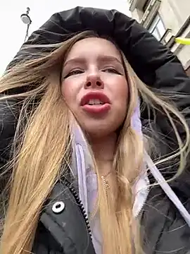 mur girl online show from 03/08/25, 08:33