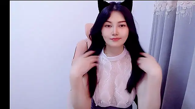 Little-sweet online show from 10/11/25, 02:22