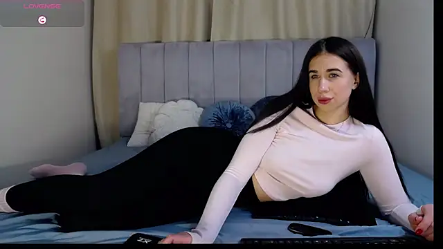 Erikka   online show from 02/06/26, 02:20