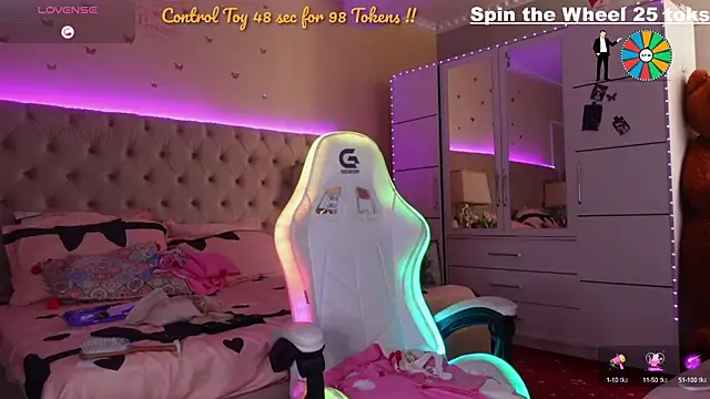 Alicia007 online show from 10/17/25, 07:11