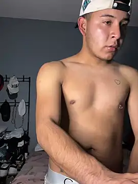 Snapshot of Oscar_Bratz chatting on 01/11/25, 05:41 Oscar Bratz online show from 01/11/25, 05:41