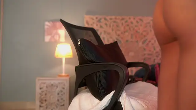 Snapshot of lupeebony chatting on 10/28/25, 07:27 lupeebony online show from 10/28/25, 07:27