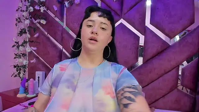 Victoria Rossy online show from 02/06/26, 10:46