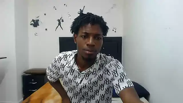 Snapshot of jaycolinss chatting on 09/24/25, 02:42 jaycolinss online show from 09/24/25, 02:42