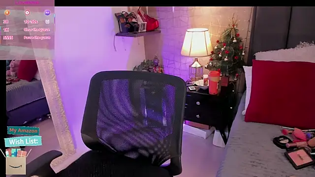 Snapshot of Mariana_c1 chatting on 01/06/26, 02:43 Mariana c1 online show from 01/06/26, 02:43