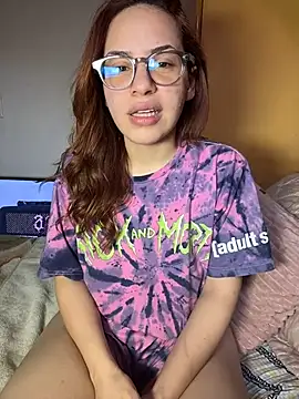 AgnesCampp online show from 03/12/26, 06:25