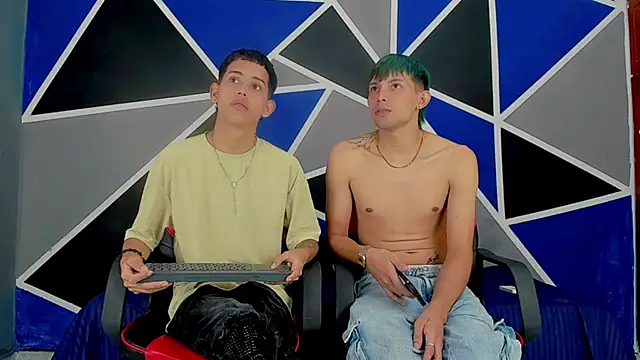 migueyalejo teens online show from 01/09/25, 08:01