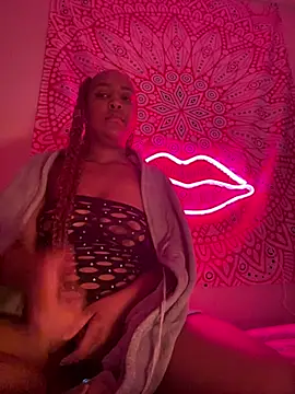 Snapshot of Jayhoney25 chatting on 03/09/25, 11:03 Jayhoney25 online show from 03/09/25, 11:03