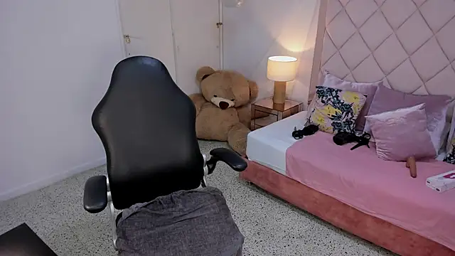 ela beli online show from 04/10/26, 11:31