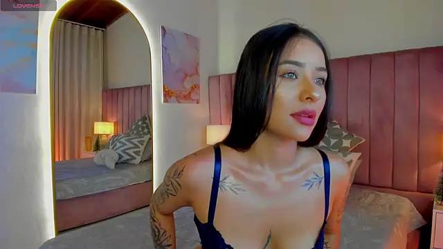 SweetGirl       online show from 12/22/25, 10:45