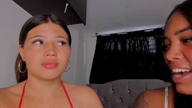 Snapshot of game_with_lesbians_ chatting on 01/25/25, 10:39 game with lesbians online show from 01/25/25, 10:39