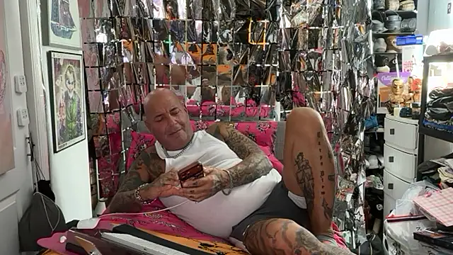 joeytatts66 online show from 05/15/26, 01:23