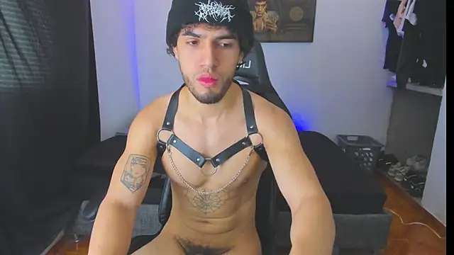 Snapshot of daddy_jhons chatting on 11/24/25, 05:01 daddy jhons online show from 11/24/25, 05:01