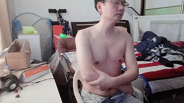 hotkaier online show from 04/09/26, 03:17