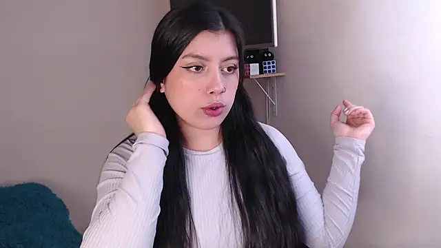 iam emy online show from 11/21/25, 06:12